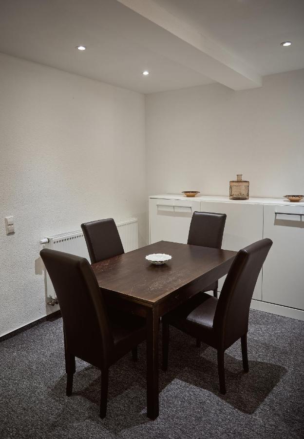 Boardinghouse Apart-Hotel Oberkochen Bagian luar foto