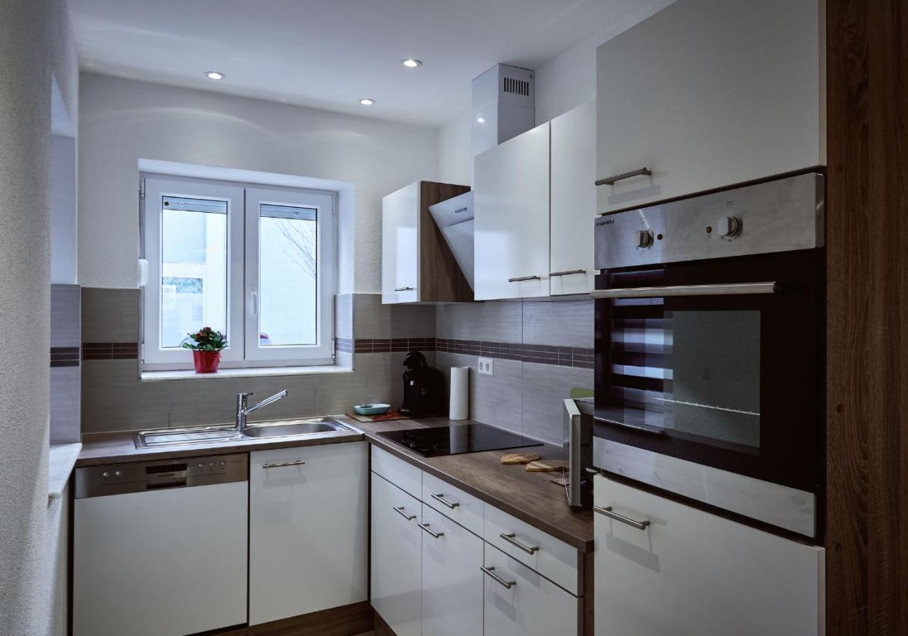 Boardinghouse Apart-Hotel Oberkochen Bagian luar foto